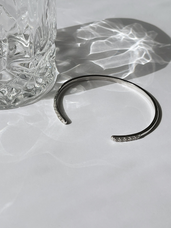Load image into Gallery viewer, Topaz Queen Bangle Silver with Gemstones