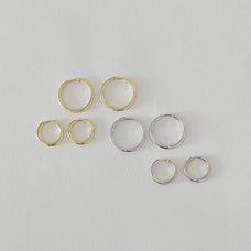 Load image into Gallery viewer, Shiny 16mm Earrings handcrafted in Sterling Silver and finished with an 18 Gold plating